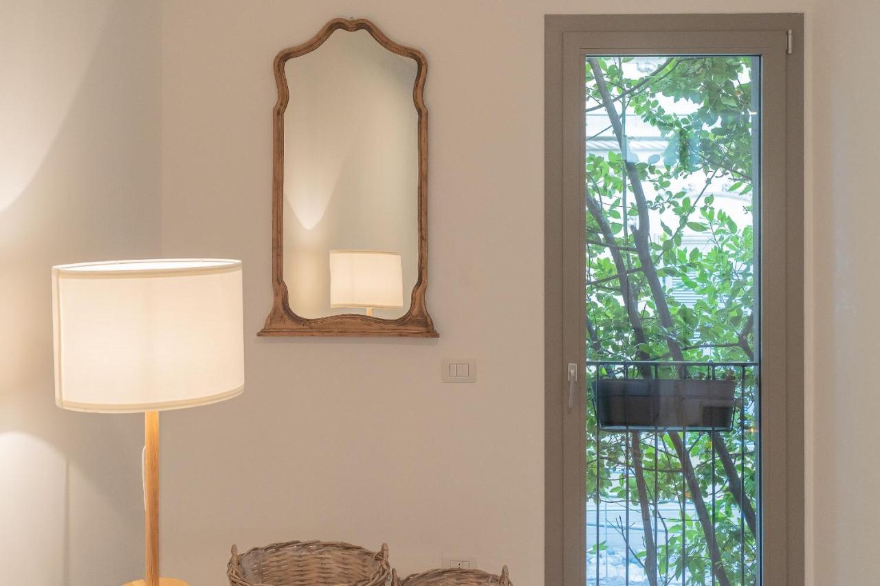 Ginepro & Salvia Apartments In Como By Rent All Como Exterior foto